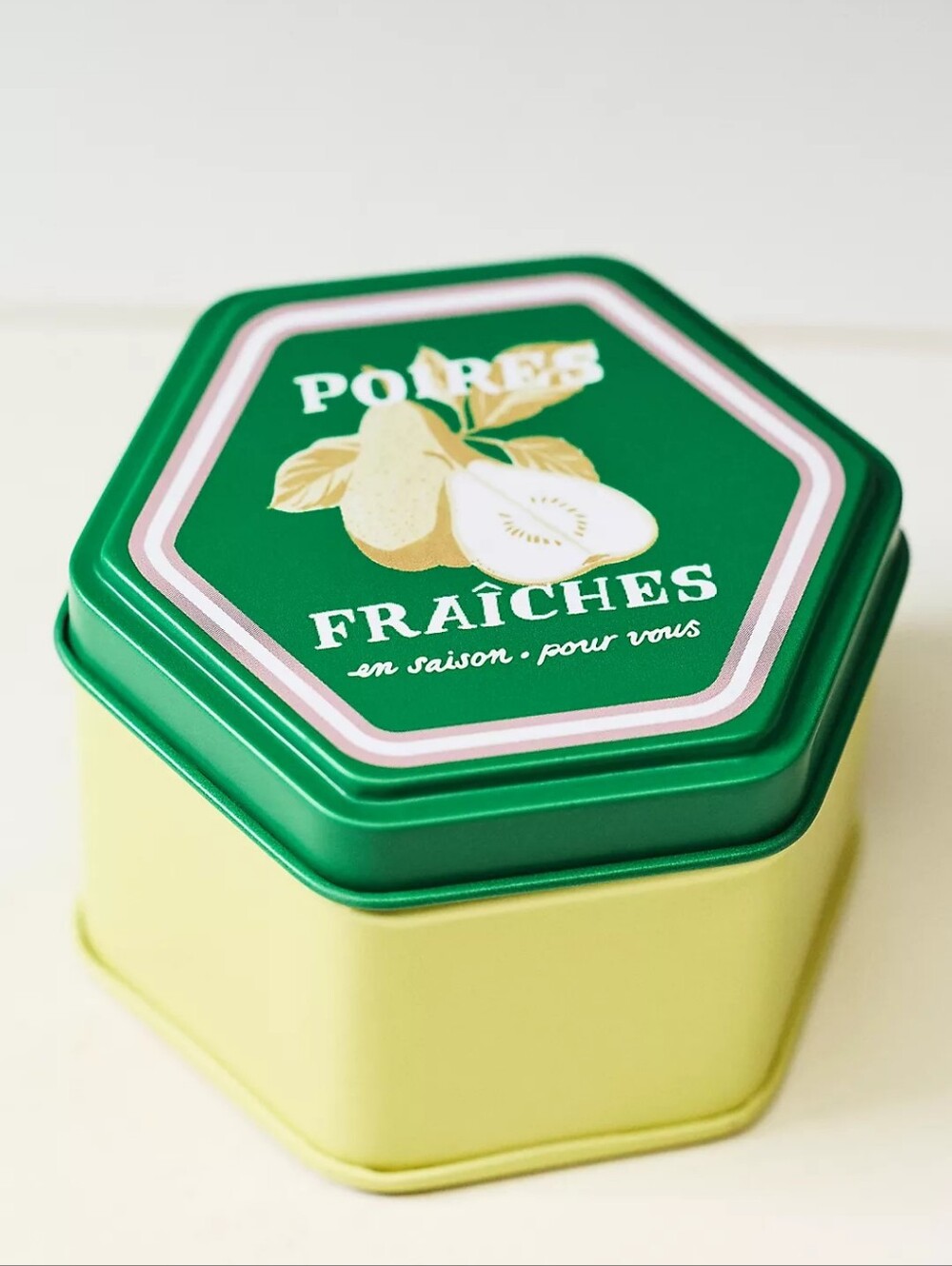 Anthropologie Juliette Fruity Salted Pear & Lily Tin Candle
